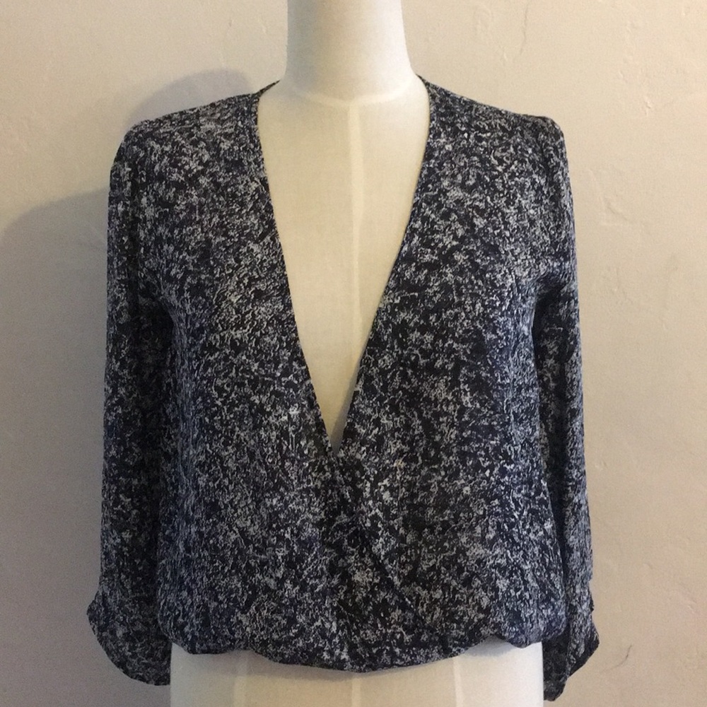 Joie Stunning Deep V Silk Top Black & white XS